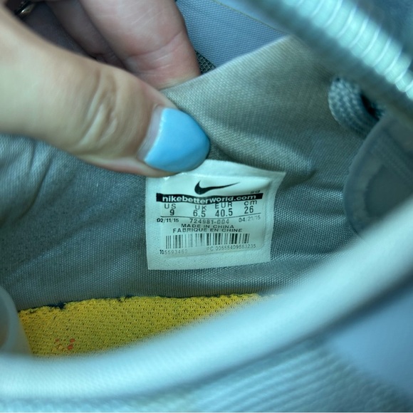 Nike Air Max 90 Running Shoes Womens sz 9 - Grey/orange - Picture 6 of 6